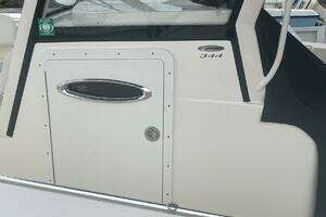 2018 Cobia 344 Center Console thumbnail 4