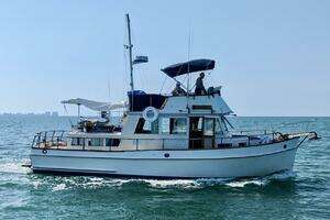 1985 Grand Banks 36 Classic thumbnail 1