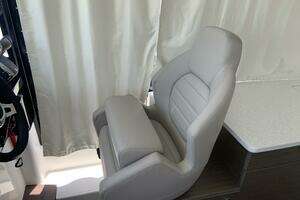 2025 Jeanneau NC 1095 Coupe thumbnail 8