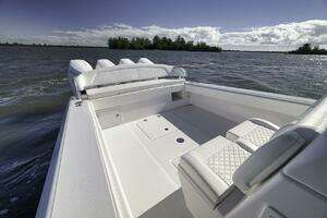 2024 Bahama 41 RD thumbnail 17