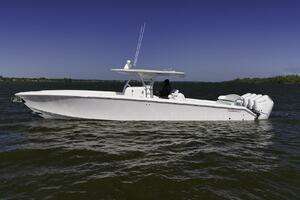 2024 Bahama 41 RD thumbnail 26