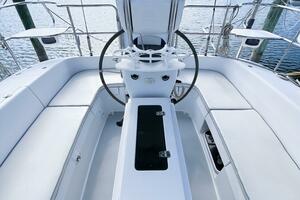 HIDE AWEIGH 35ft Catalina Yacht For Sale