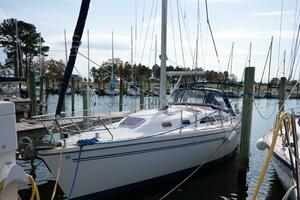 HIDE AWEIGH 35ft Catalina Yacht For Sale