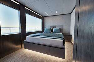 2027 Hargrave E Series 40m thumbnail 23