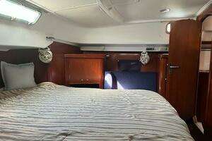 2003 Beneteau 42cc thumbnail 21