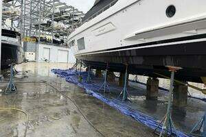 2021 Azimut Fly thumbnail 85