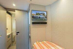 2021 Azimut Fly thumbnail 50