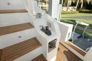2021 Azimut Fly thumbnail 14