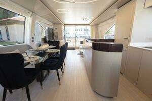 2021 Azimut Fly thumbnail 24