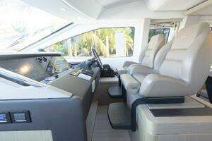 2021 Azimut Fly thumbnail 34