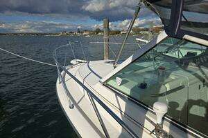 1998 Tiara Yachts Coronet thumbnail 27
