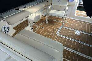 1998 Tiara Yachts Coronet thumbnail 17