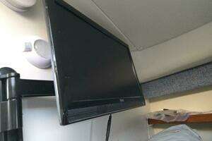 1998 Tiara Yachts Coronet thumbnail 8