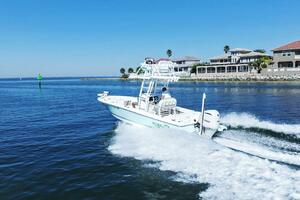 24ft Robalo Yacht For Sale