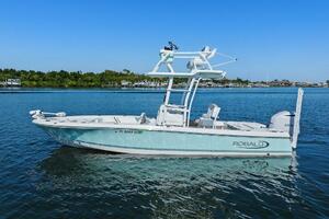 24ft Robalo Yacht For Sale