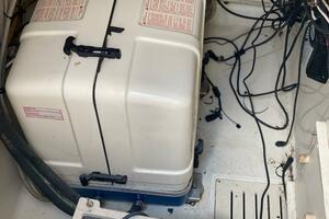 31ft Triton Yacht For Sale