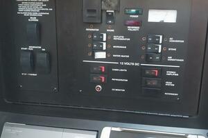 28ft Sea Ray Yacht For Sale