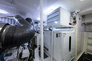 New 21kW Kohler Generator In Sound Shield With Toolbox Above