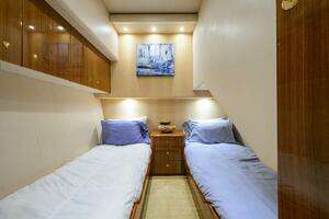 2007 Viking 64 Convertible thumbnail 31