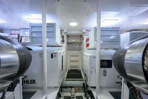 2007 Viking 64 Convertible thumbnail 58