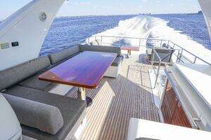 2017 Azimut 66 Flybridge thumbnail 52