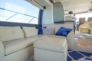 2017 Azimut 66 Flybridge thumbnail 23