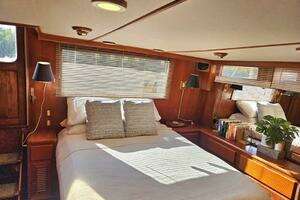 1990 Offshore Yachts 48 Yachtfisher thumbnail 9