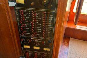 1990 Offshore Yachts 48 Yachtfisher thumbnail 7