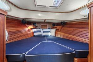 YAHTZEE 36ft Hinckley Yacht For Sale