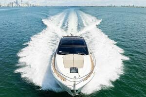 50FT (15.24M) FAIRLINE Worth Avenue Yachts