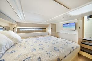 53FT (16.15M) JEANNEAU