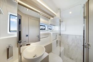 53FT (16.15M) JEANNEAU