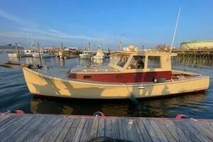 32ft Holland Yacht For Sale