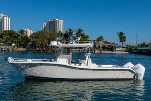 27ft AmeraCat Yacht For Sale