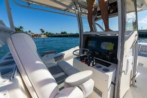 27ft AmeraCat Yacht For Sale