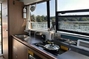 Sweet  amp  Salty 37ft Jeanneau Yacht For Sale