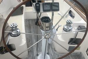 33ft Alerion Yacht For Sale