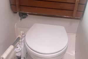 33ft Alerion Yacht For Sale