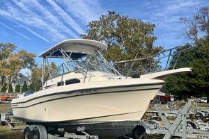 23ft Grady White Yacht For Sale