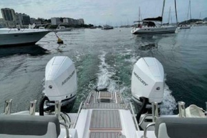 29ft Garnet Offshore Yacht For Sale