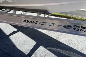 27ft Sportsman Yacht For Sale