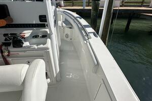 27ft Sea Hunt Yacht For Sale