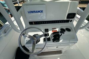 27ft Sea Hunt Yacht For Sale