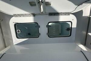 27ft Sea Hunt Yacht For Sale