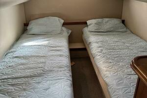 Amazed 42ft Cruisers Yacht For Sale