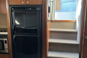 Amazed 42ft Cruisers Yacht For Sale