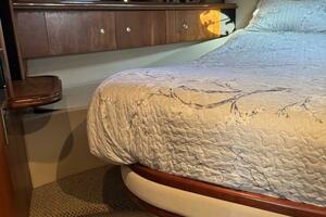 Amazed 42ft Cruisers Yacht For Sale