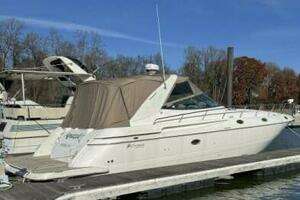 2001 Cruisers 4270 thumbnail 1