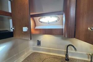 Amazed 42ft Cruisers Yacht For Sale