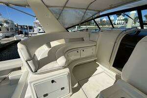 1993 Tiara Yachts 4300 Convertible thumbnail 19